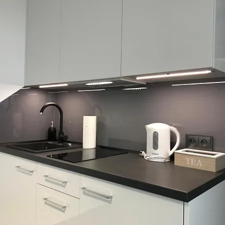 215 Planeta 2-pokojowy Z Balkonem, 100 M Od Plazy Apartman *