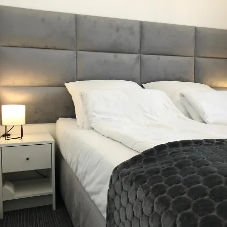 Διαμέρισμα 215 Planeta 2-pokojowy Z Balkonem, 100 M Od Plazy *