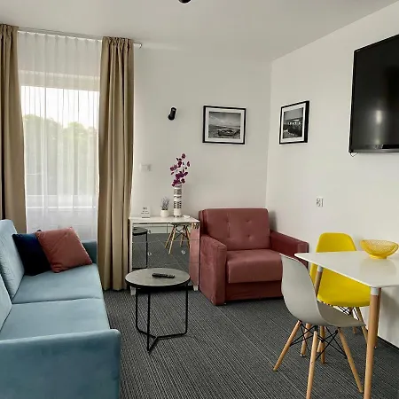 215 Planeta 2-pokojowy Z Balkonem, 100 M Od Plazy Διαμέρισμα *