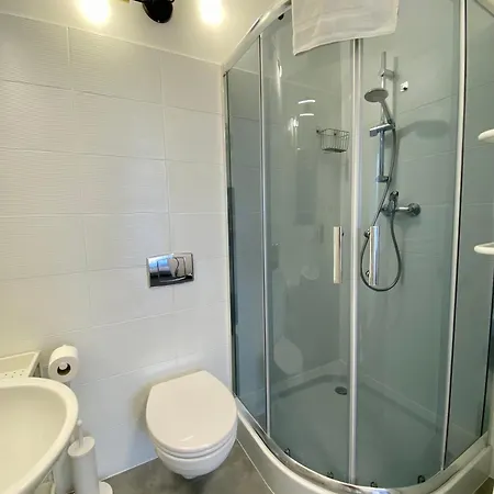 215 Planeta 2-pokojowy Z Balkonem, 100 M Od Plazy Διαμέρισμα *